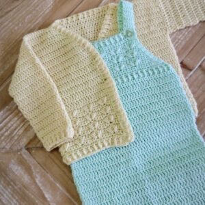 Conjunto Trigo para recién nacido tejido a crochet